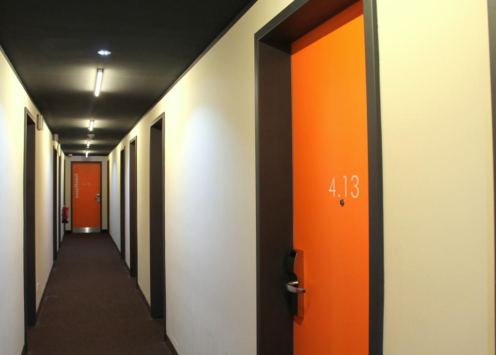 Easyhotel Frankfurt City Center Frankfurt am Main Exterior photo